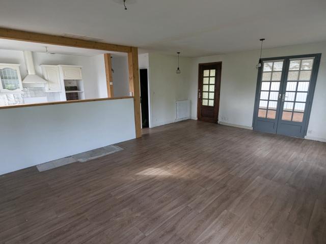 Maison vente à Niort, Magné