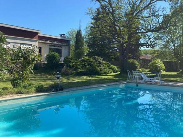 Maison vente à Niort, Magné