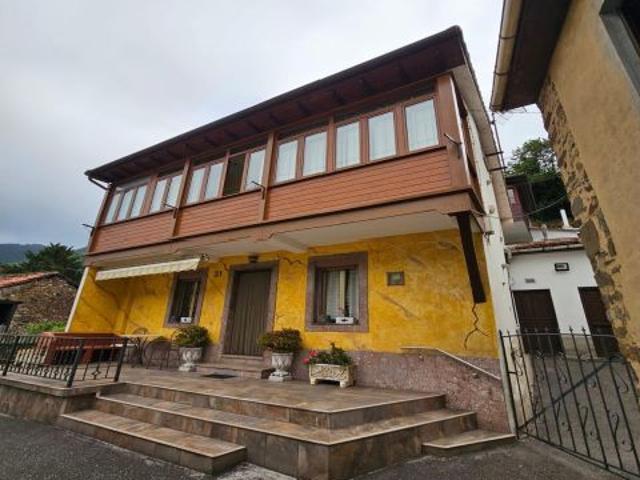 Casa en venta en Aller, Asturias