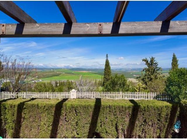 Casa en venta en Santaella, Andalucía
