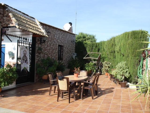 Casa en venta en Carrión De Los Céspedes, Andalucía