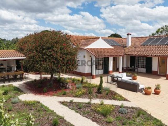 Casa venda em Tojosa, Santarém