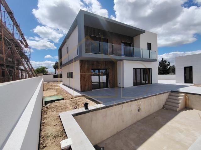 Casa venda em Azeitão (São Lourenço e São Simão), Setúbal