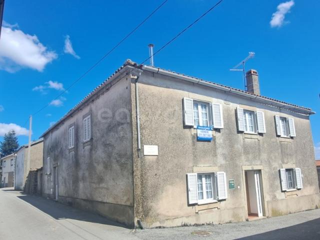Casa venda em Urros, Mogadouro