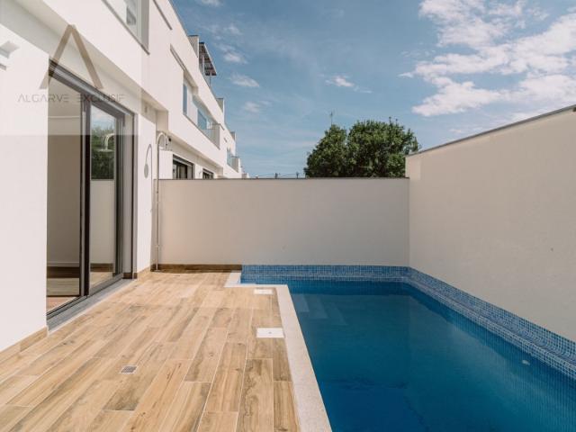 Casa venda em Moncarapacho, Olhão