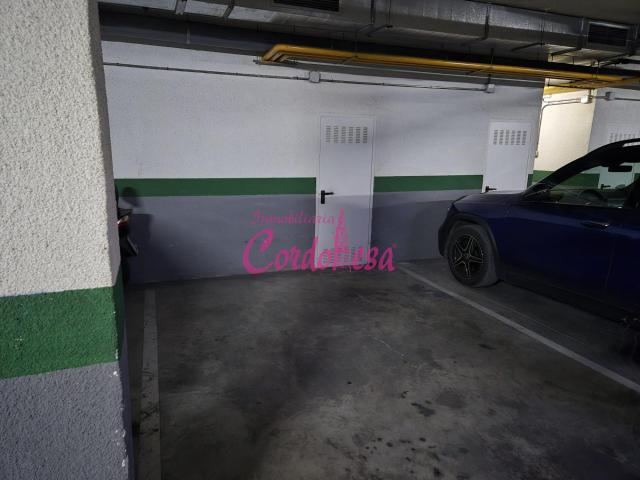 Garaje en venta en Distrito Centro, Córdoba