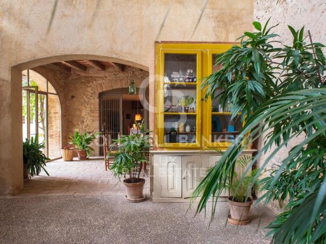 Casa en venta en Vilamacolum, Girona