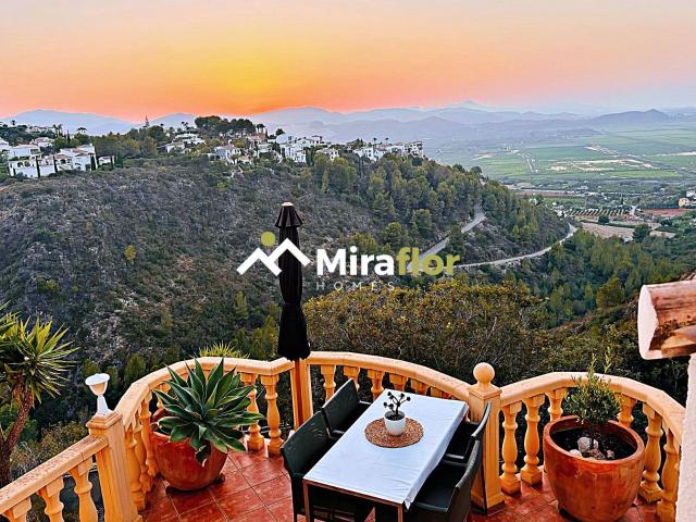 Casa en venta en les Marines, la Marina Alta