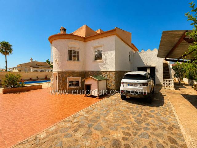 Chalet en venta en Urbanización El Chaparral, el Baix Segura / La Vega Baja