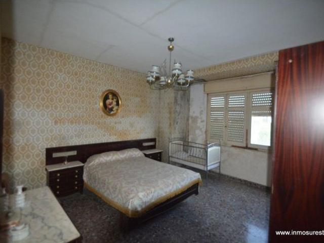 Casa en venta en Molins, el Baix Segura / La Vega Baja