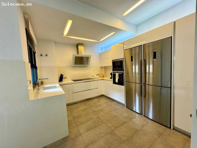Casa en venta en Valencia De Las Torres, el Castellar - l'Oliveral