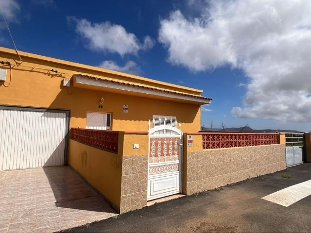 Casa en venta en Antigua, Canarias