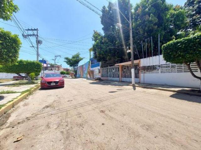 MAGNÍFICA Y CÉNTRICA CASA EN MAGALLANES