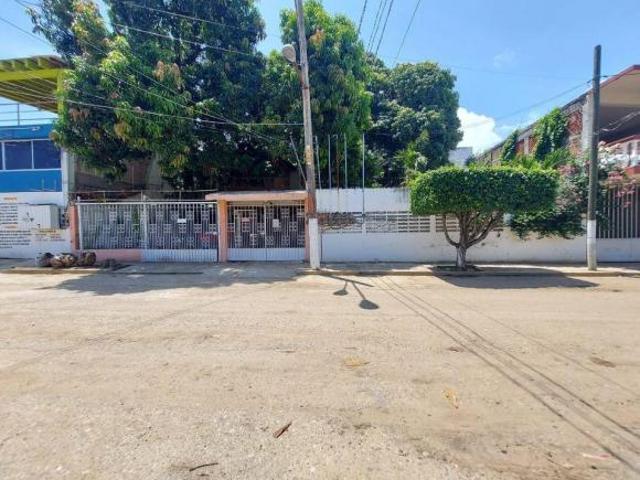 MAGNÍFICA Y CÉNTRICA CASA EN MAGALLANES