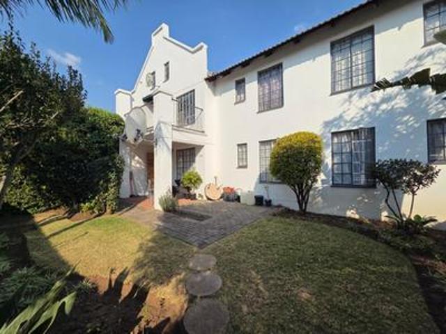 Townhouse for sale in Ekurhuleni, Gauteng