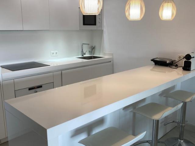 Apartamento en alquiler en Honda Cavada, Costa del Sol Occidental