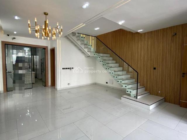 House for sale in Eti Osa, Lagos