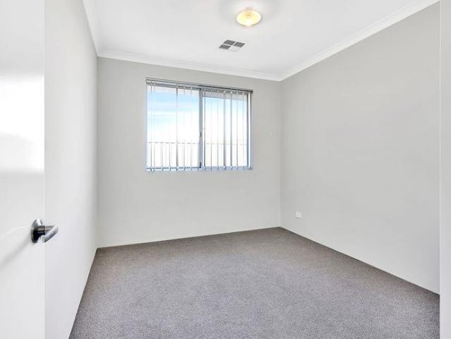 House for rent in Port Kennedy, Western Australia