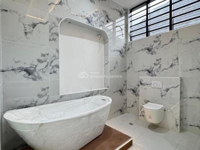 Duplex for sale in Eti Osa, Lagos