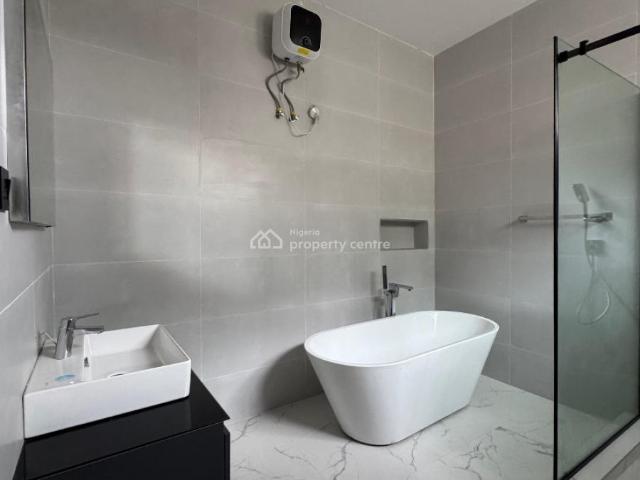 Detached duplex for sale in Eti Osa, Lagos