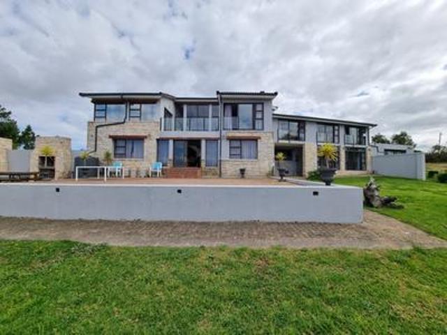 House for sale in Groot Brak Rivier, Western Cape