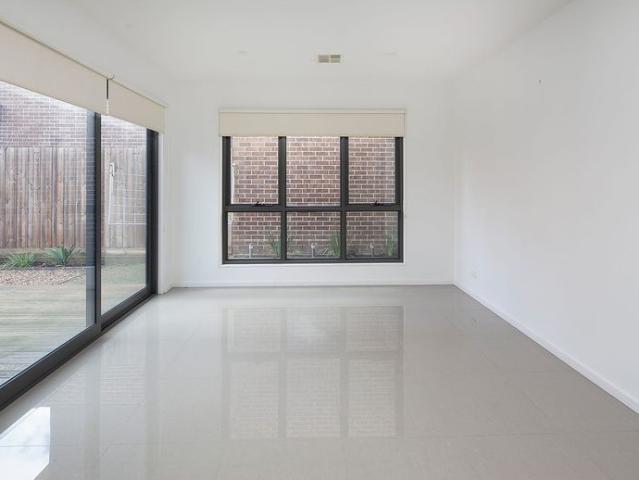 Townhouse for rent in Camerons Creek, Victoria