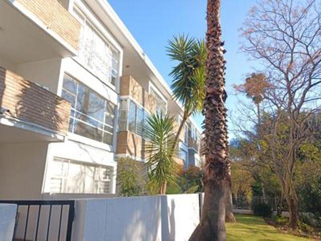 Apartment for sale in Vosloorus, Gauteng