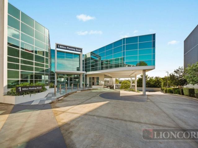 Office for rent in Toombul, Queensland