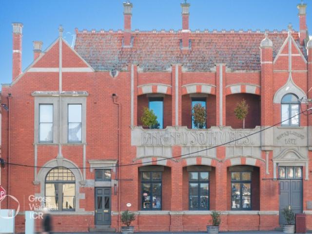Townhouse for sale in Kyneton, Victoria
