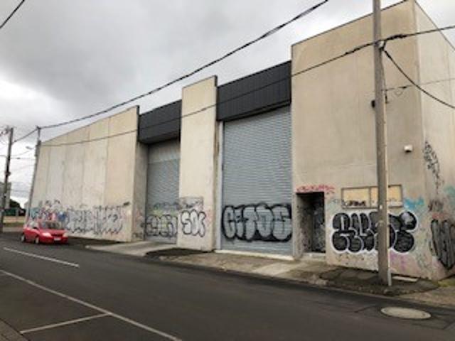 Warehouse for rent in Brunswick