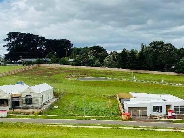 House for rent in Victoria