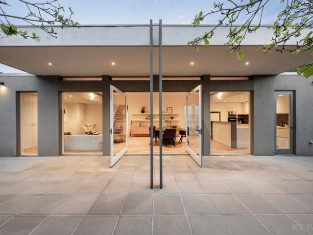 Townhouse for sale in Toorak, Melbourne