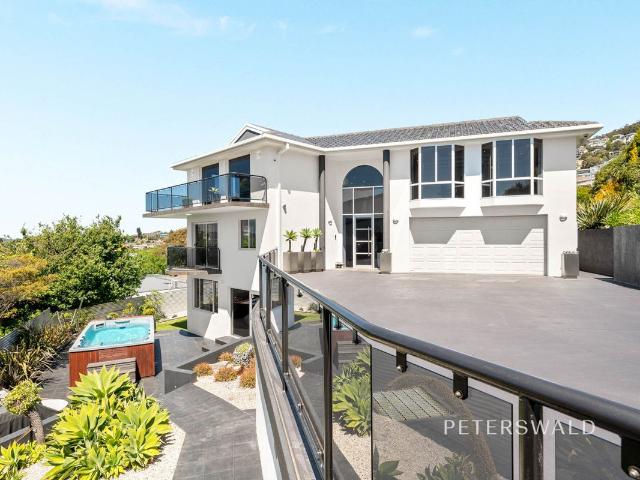 House for sale in Sandy Bay