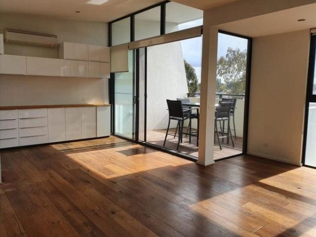 Townhouse for rent in Camerons Creek, Victoria
