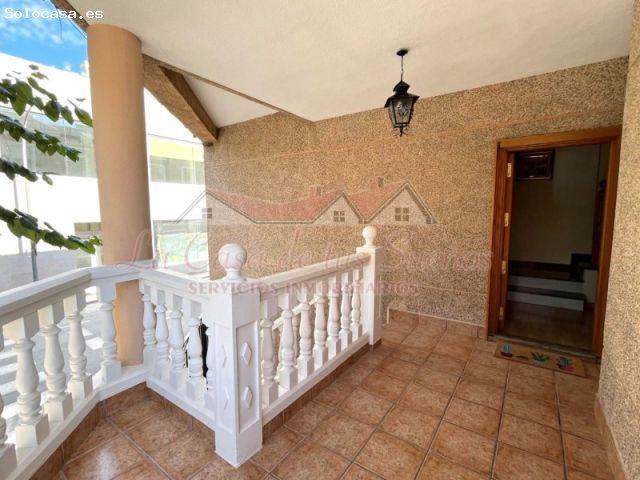 Casa en venta en l'Alt Vinalopó / El Alto Vinalopó, Valencia