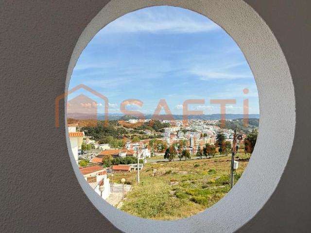 Apartamento venda em Pederneira, Leiria