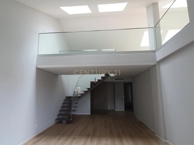 Apartamento venda em Carcavelos, Cascais