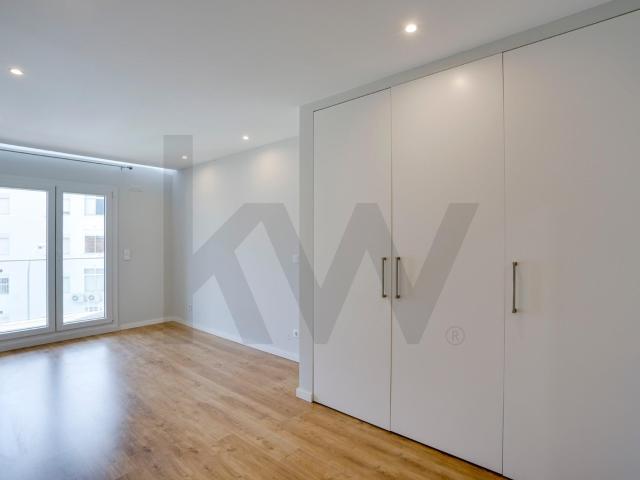 Apartamento venda em Núcleo Urbano Histórico de Queijas, Oeiras