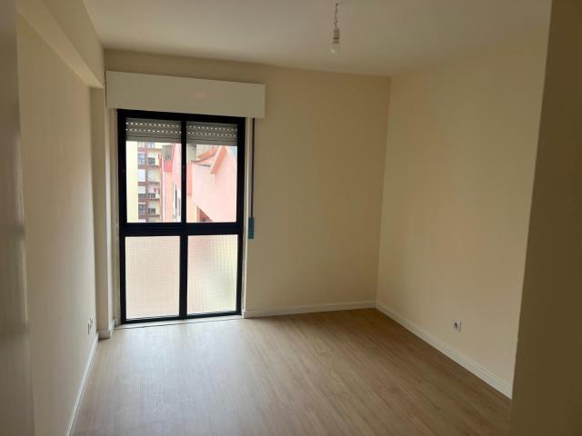 Apartamento venda em Mem Martins, Sintra
