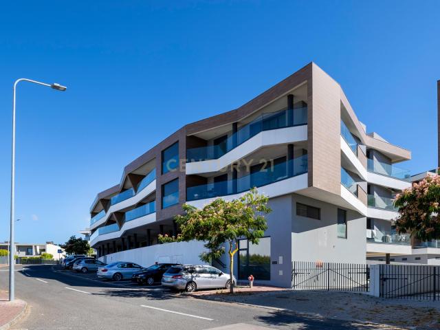 Apartamento alugar em Vista Alta, Amadora