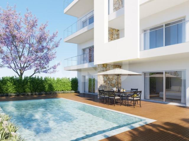 Apartamento venda em Estômbar, Faro