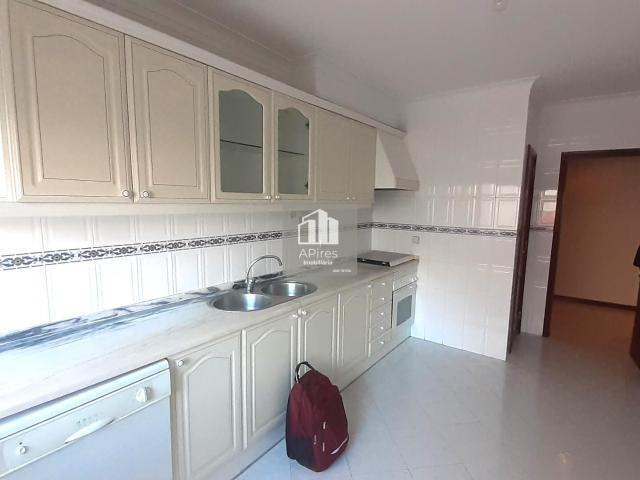 Apartamento venda em Mem Martins, Sintra