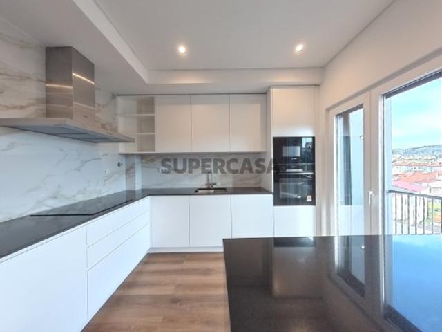 Casa venda em Bairro dos CTT, Odivelas