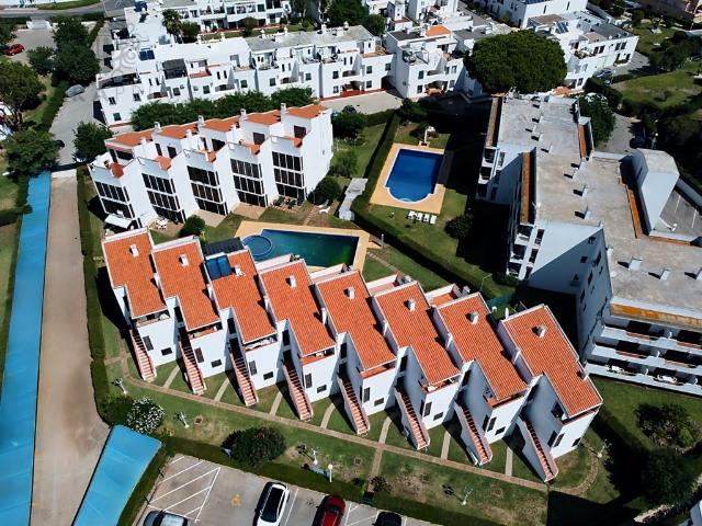 Apartamento venda em Quarteira, Loulé