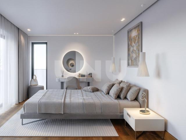 Apartamento venda em Estômbar, Faro