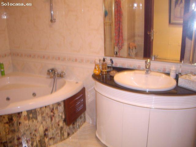 Casa en venta en Adra, Andalucía