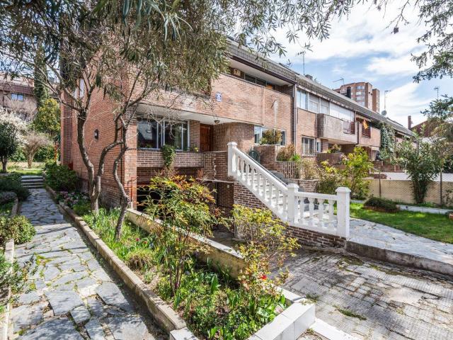 Casa en venta en Medina-sidonia, Madrid