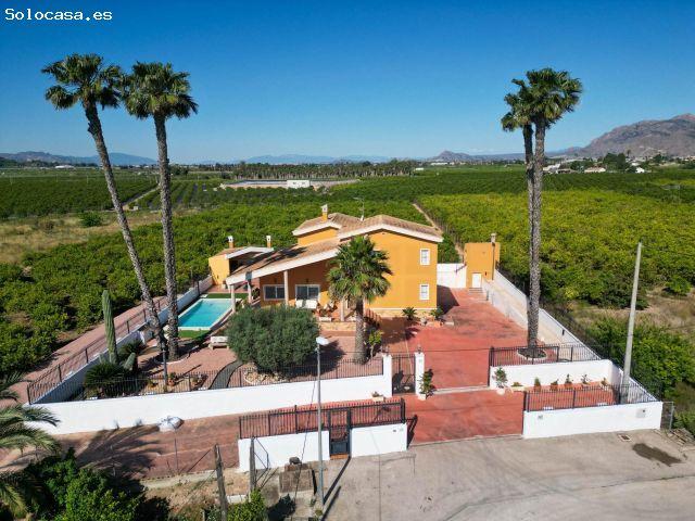 Casa en venta en Molins, el Baix Segura / La Vega Baja