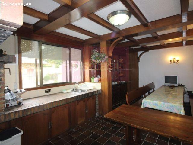 Casa en venta en Orbazai, Lugo