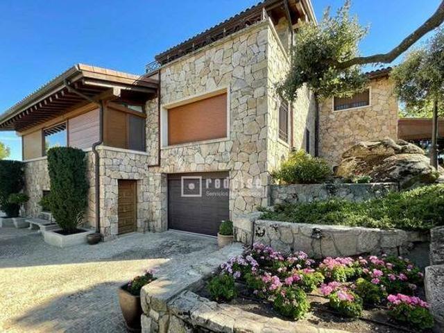 Casa en alquiler en Fresnedillas De La Oliva, Madrid